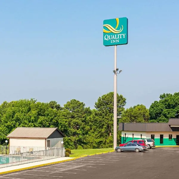 Quality Inn, hôtel à Hurricane Mills