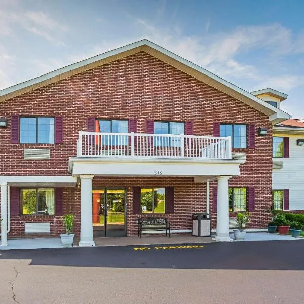 Econo Lodge Inn & Suites Ripley, hotel di Covington