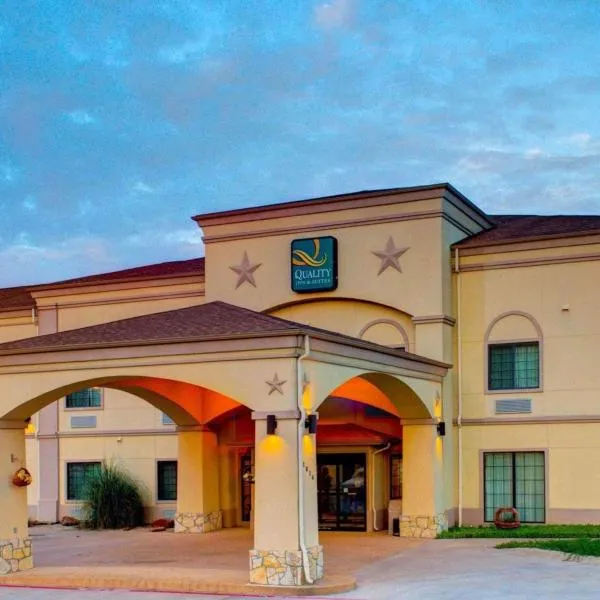 Quality Inn & Suites - Glen Rose, hotel en Glen Rose