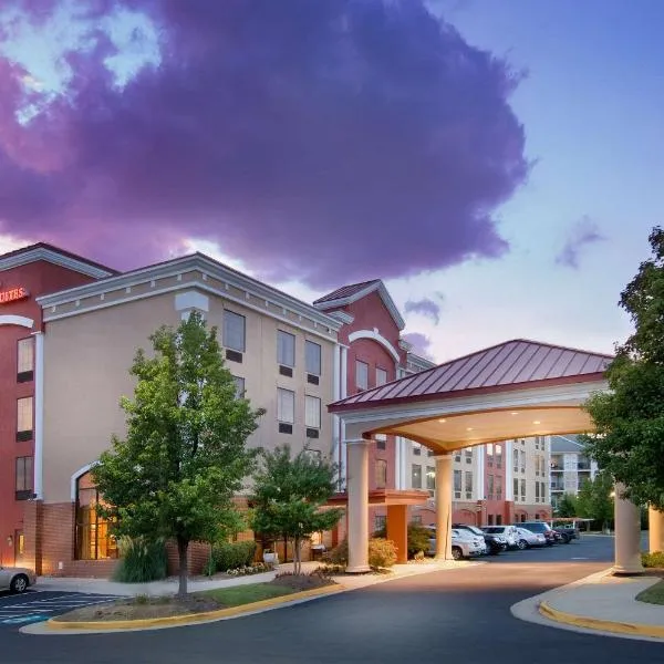 Comfort Suites Dulles Airport โรงแรมในชานทิลลี