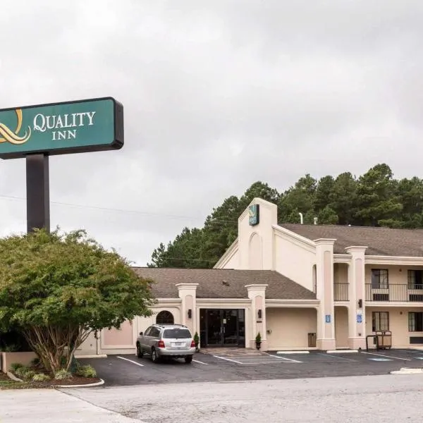 Quality Inn South Hill I-85: South Hill şehrinde bir otel