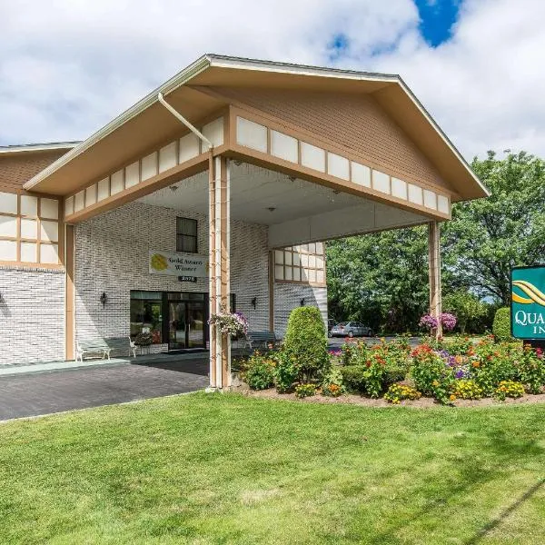 Quality Inn Shelburne - Burlington, hotel din Shelburne