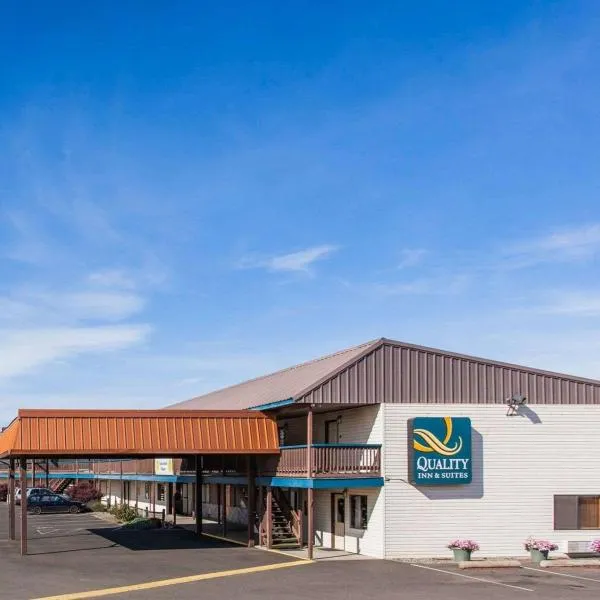 Quality Inn & Suites Goldendale, hotell i Wahkiacus