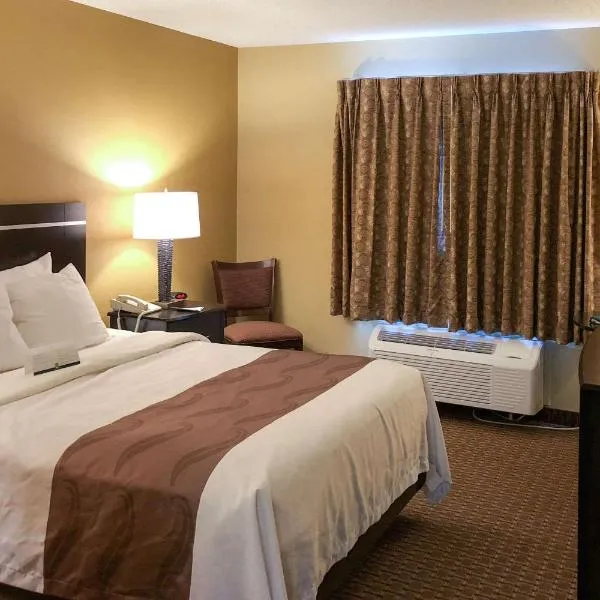Quality Inn & Suites Sun Prairie Madison East, hotel v destinaci Sun Prairie