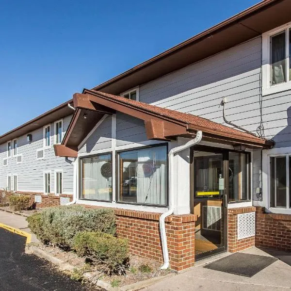 Rodeway Inn Cheyenne I-80 East, hotel v destinaci Cheyenne