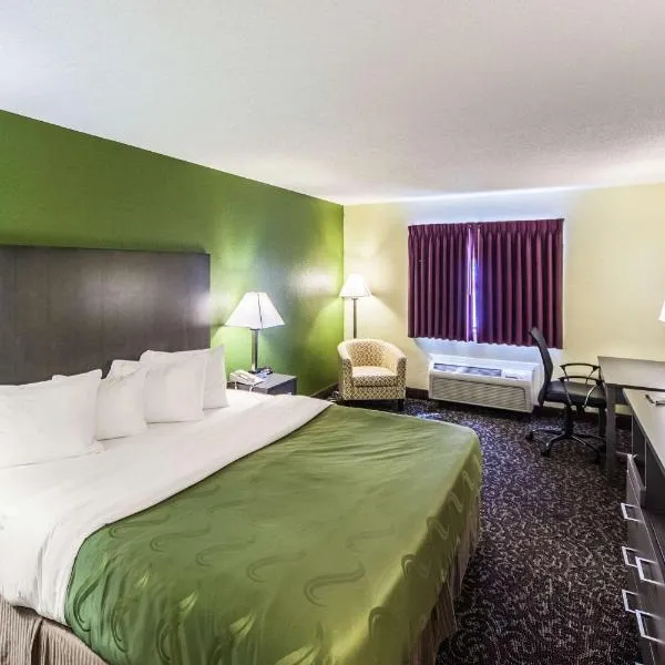 Quality Inn Decatur near US-224, hotel di Berne