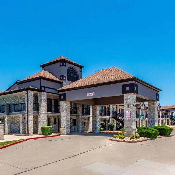 Quality Inn I-10 East near Frost Bank Center, hotel v destinaci San Antonio