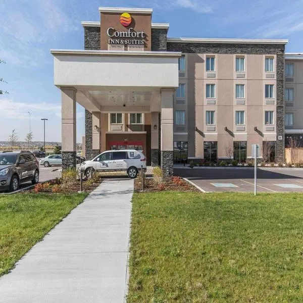 Comfort Inn & Suites Airport North, hotel di Calgary