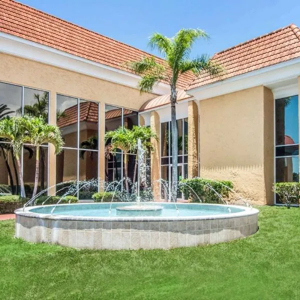Quality Inn & Suites Conference Center, ξενοδοχείο σε New Port Richey