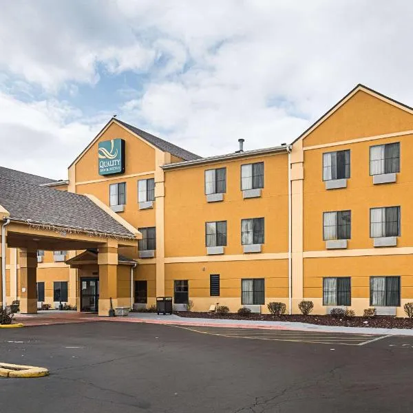 Quality Inn & Suites near I-80 and I-294, hotel v destinaci Harvey