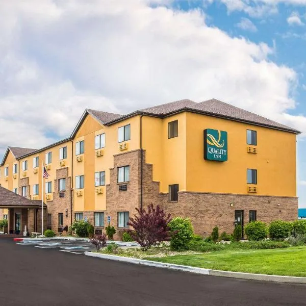 Quality Inn Peru near Starved Rock State Park, hotel in Utica