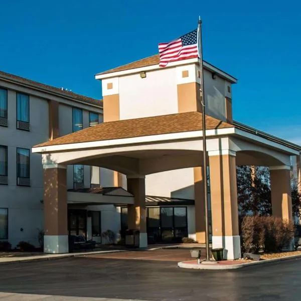 Quality Inn & Suites near St Louis and I-255, hotell sihtkohas Cahokia