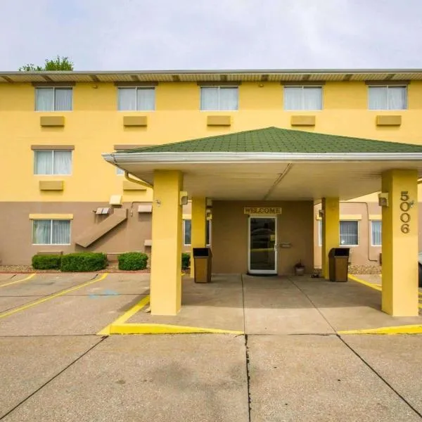 Quality Inn East Evansville, hótel í Haubstadt