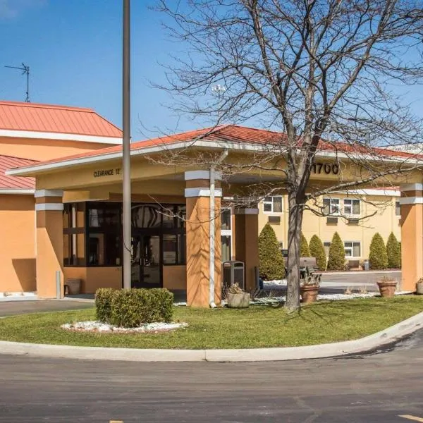 Quality Inn & Suites, hotel en Fort Gratiot