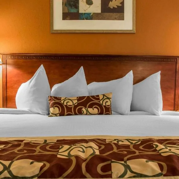 Rodeway Inn Muskegon Airport, hotell sihtkohas Muskegon Heights