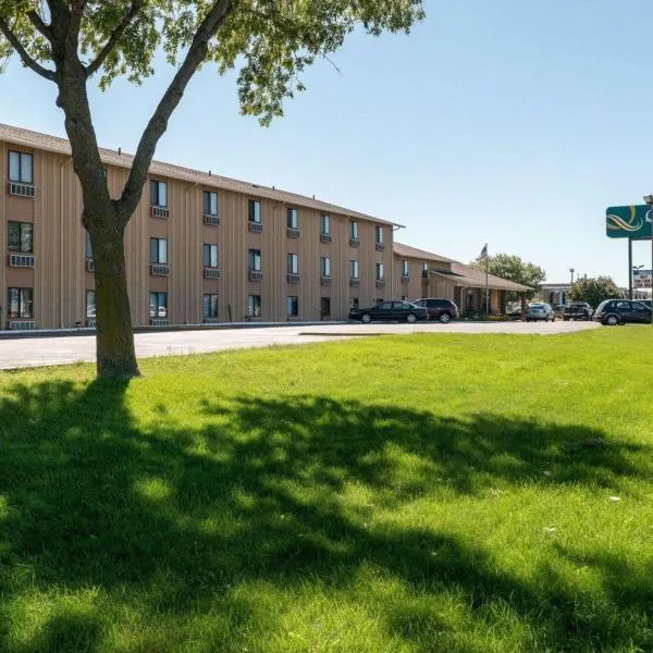 Quality Inn, hotel v destinaci Savage
