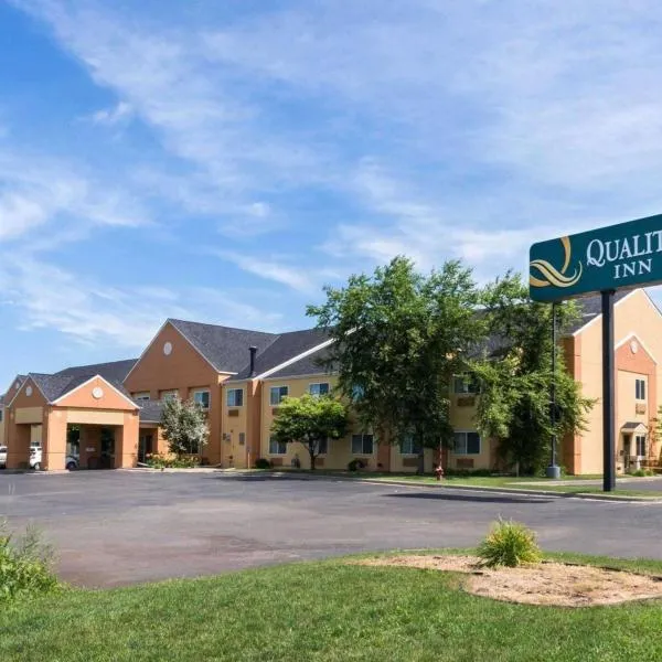 Quality Inn Lakeville, hotelli kohteessa Apple Valley