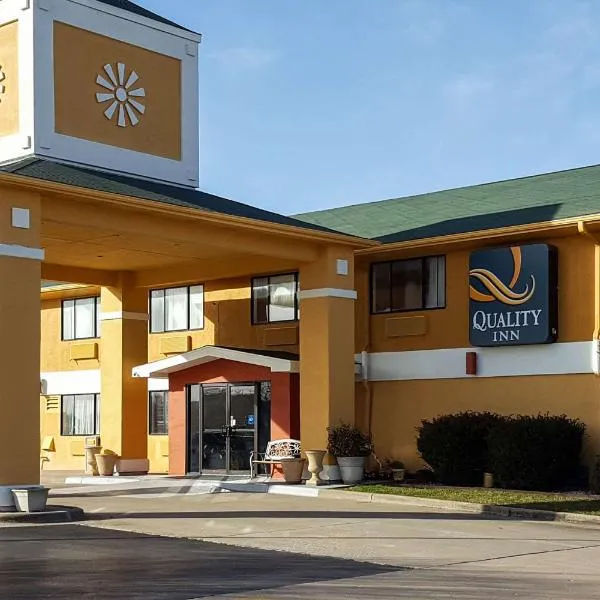 Quality Inn, hotel en Ozark