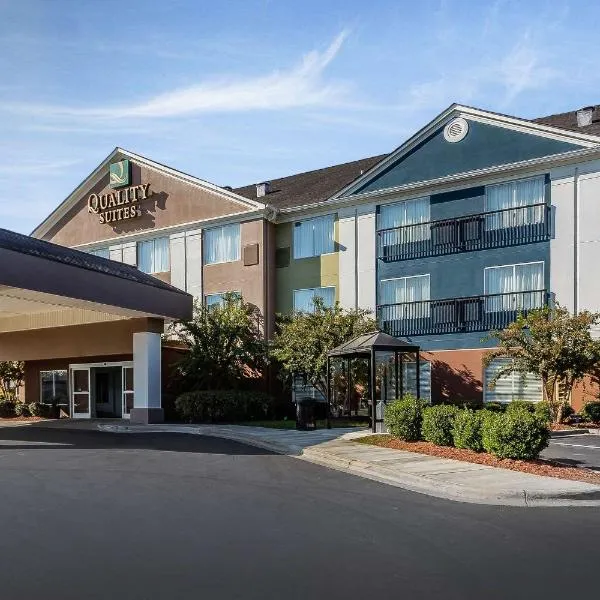 Quality Suites Pineville - Charlotte, hotel in Charlotte