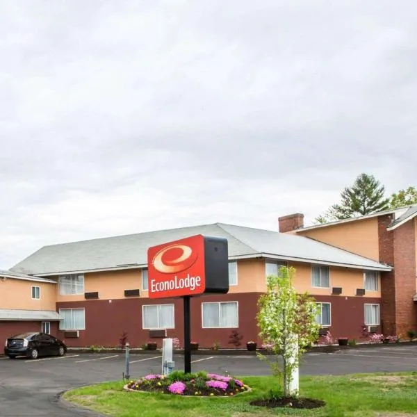 Econo Lodge Lakes Region, khách sạn ở West Ossipee