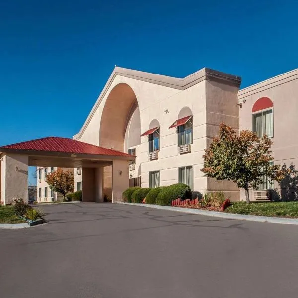 Quality Inn & Suites Farmington, hotel en Farmington