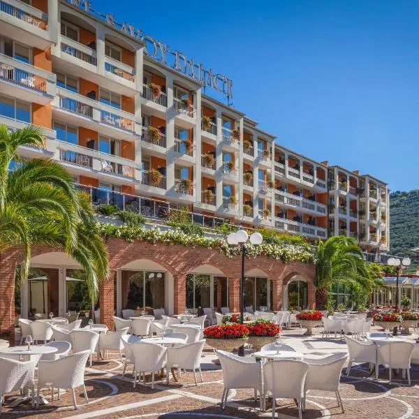 Hotel Savoy Palace - TonelliHotels, hotel em Riva del Garda