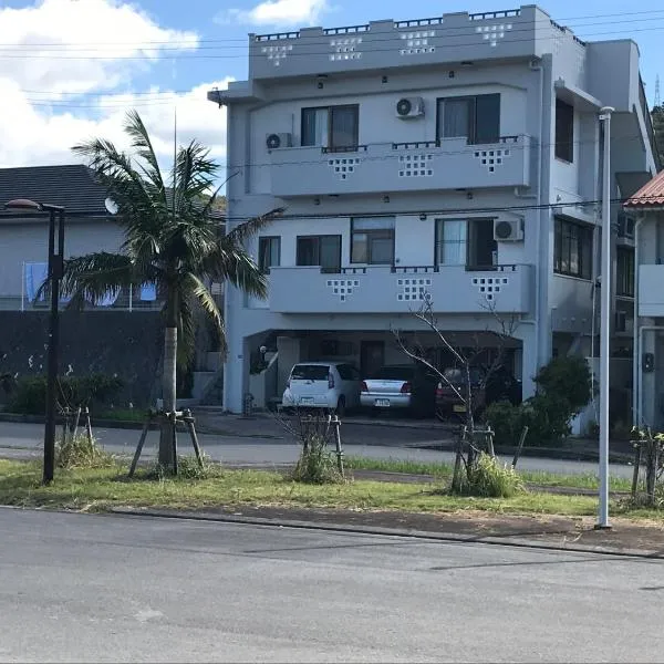 Takana, khách sạn ở Nago