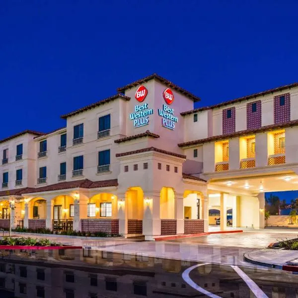 Best Western Plus Temecula Wine Country Hotel & Suites, hotel en Fallbrook