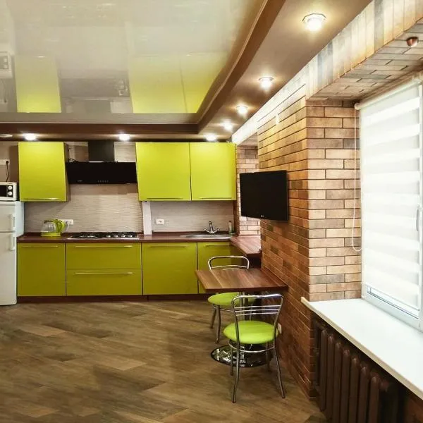 Luxury Loft в центре Полтавы, khách sạn ở Poltava