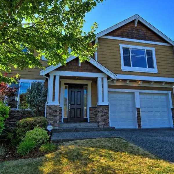 JOFER Seattle/Renton Home, hotel in Renton