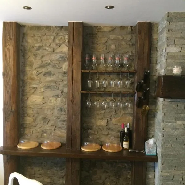 Villa Aromatique, hotell sihtkohas Sümegcsehi