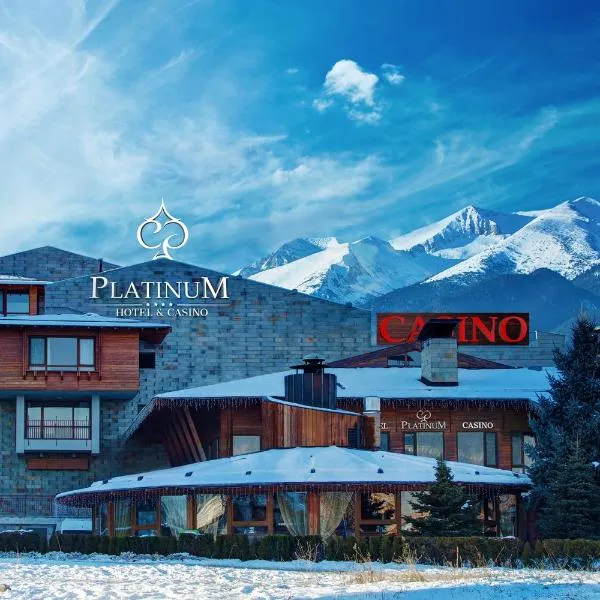 Platinum Hotel and Casino Bansko: Bansko'da bir otel