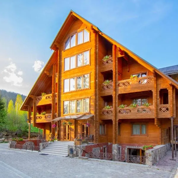 Karpatski Dzherela, Hotel in Jaremtsche