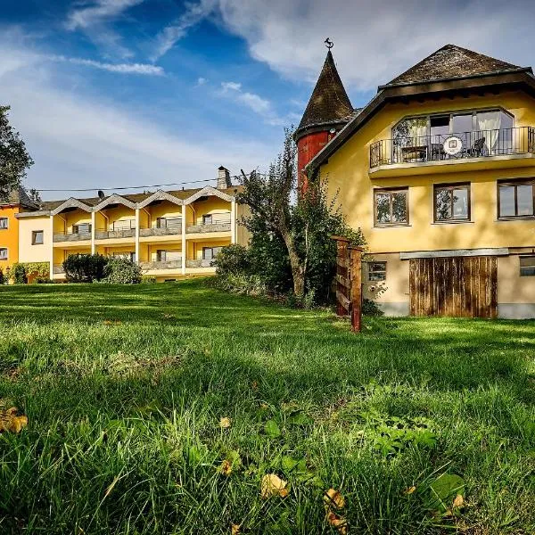 Hofgut Held, hotel in Niederhersdorf