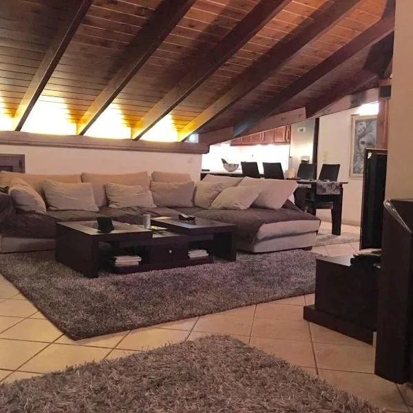 The Loft, hotel i Chios