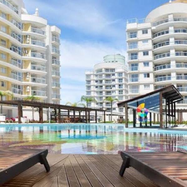 Apartamento em Home Club