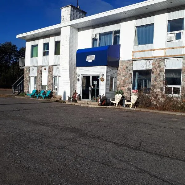 Nipigon Travelers Motel, hotel en Nipigon