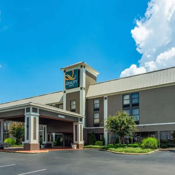 Quality Inn Valley - West Point, hotel in Valley