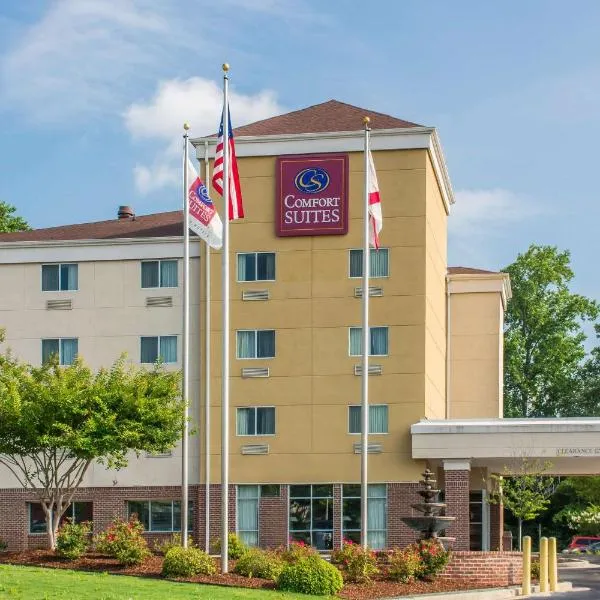 Comfort Suites Huntsville MidCity District at Research Park, hotel din Rideout Village