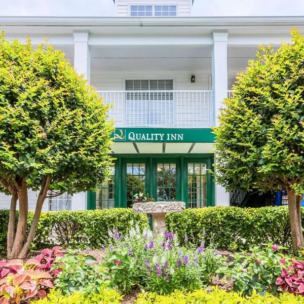 Quality Inn Trussville I-59 exit 141, khách sạn ở Trussville