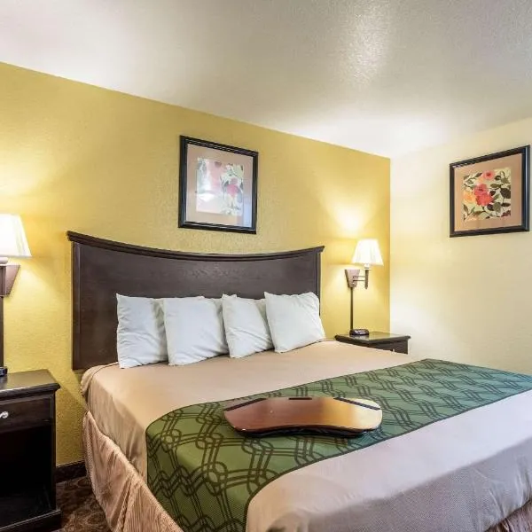 Econo Lodge Inn & Suites Searcy, hotel en Searcy