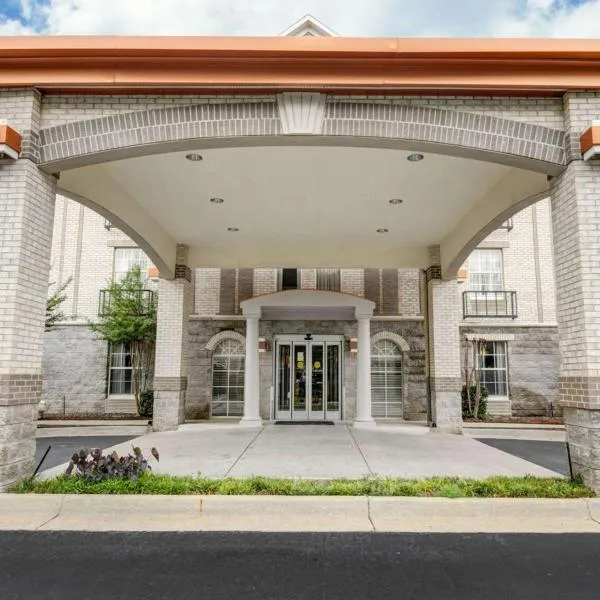 Quality Inn & Suites Little Rock West, hotel em Maumelle
