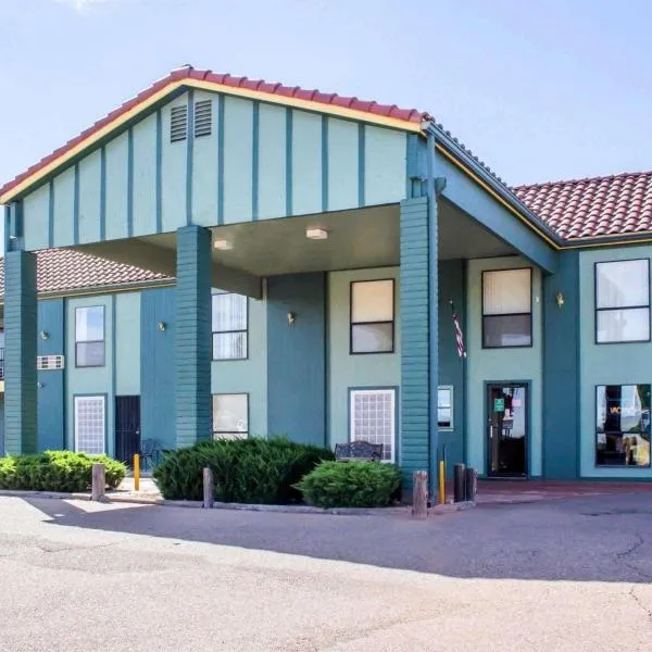 Rodeway Inn Silver Creek Inn, hotel v destinaci Taylor