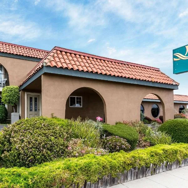 Quality Inn near Hearst Castle、サン・シメオンのホテル