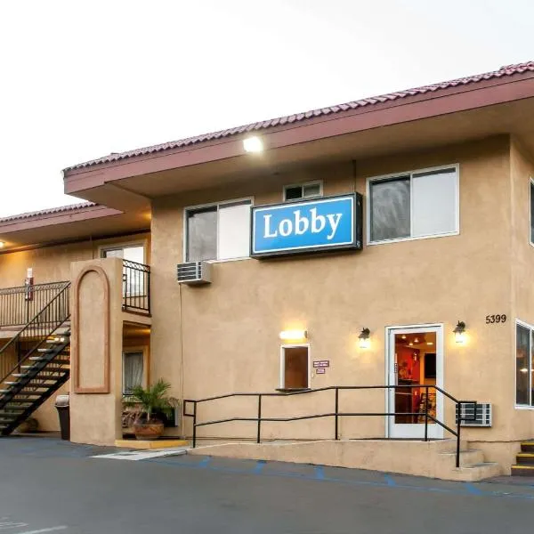 Rodeway Inn San Diego Mission Valley/SDSU, hotel di La Mesa