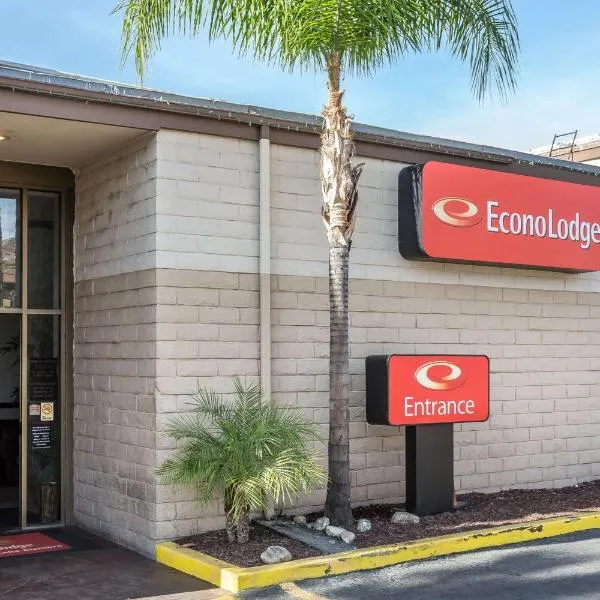 Econo Lodge Lake Elsinore Casino, hotel v destinaci Lake Elsinore