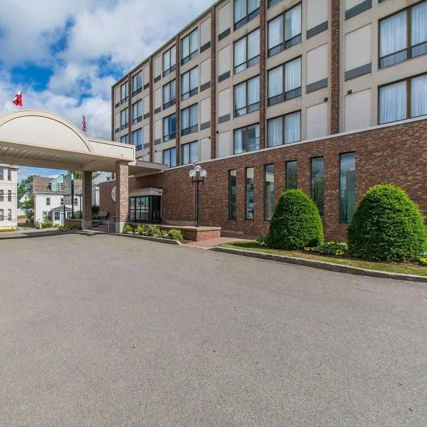 Quality Inn & Suites Downtown, hotell i Charlottetown