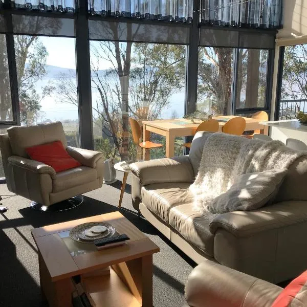 Tamar River Apartments, hotel in Glengarry