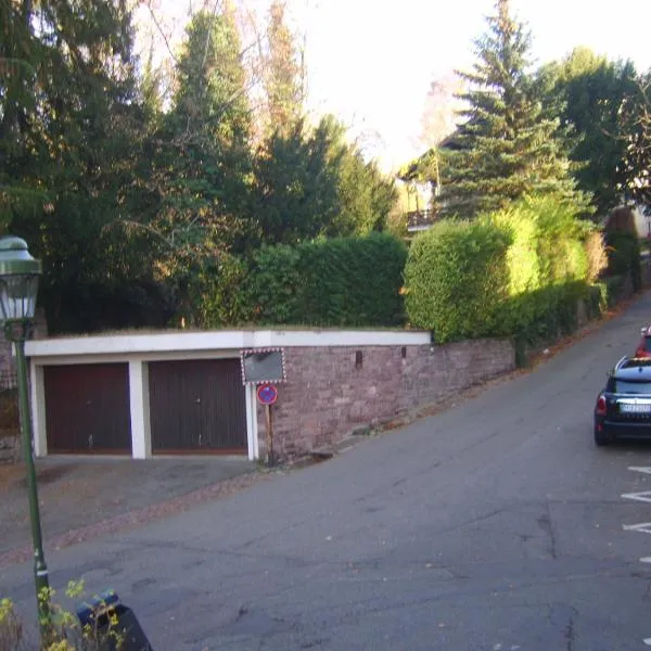 Garden Apartment, hotel v destinaci Baden-Baden