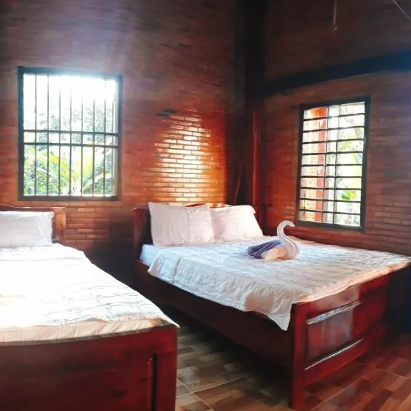 Cat Tien Farmer Lodge, hotel a Quan Tom